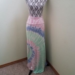 Maxi skirt, tie dye